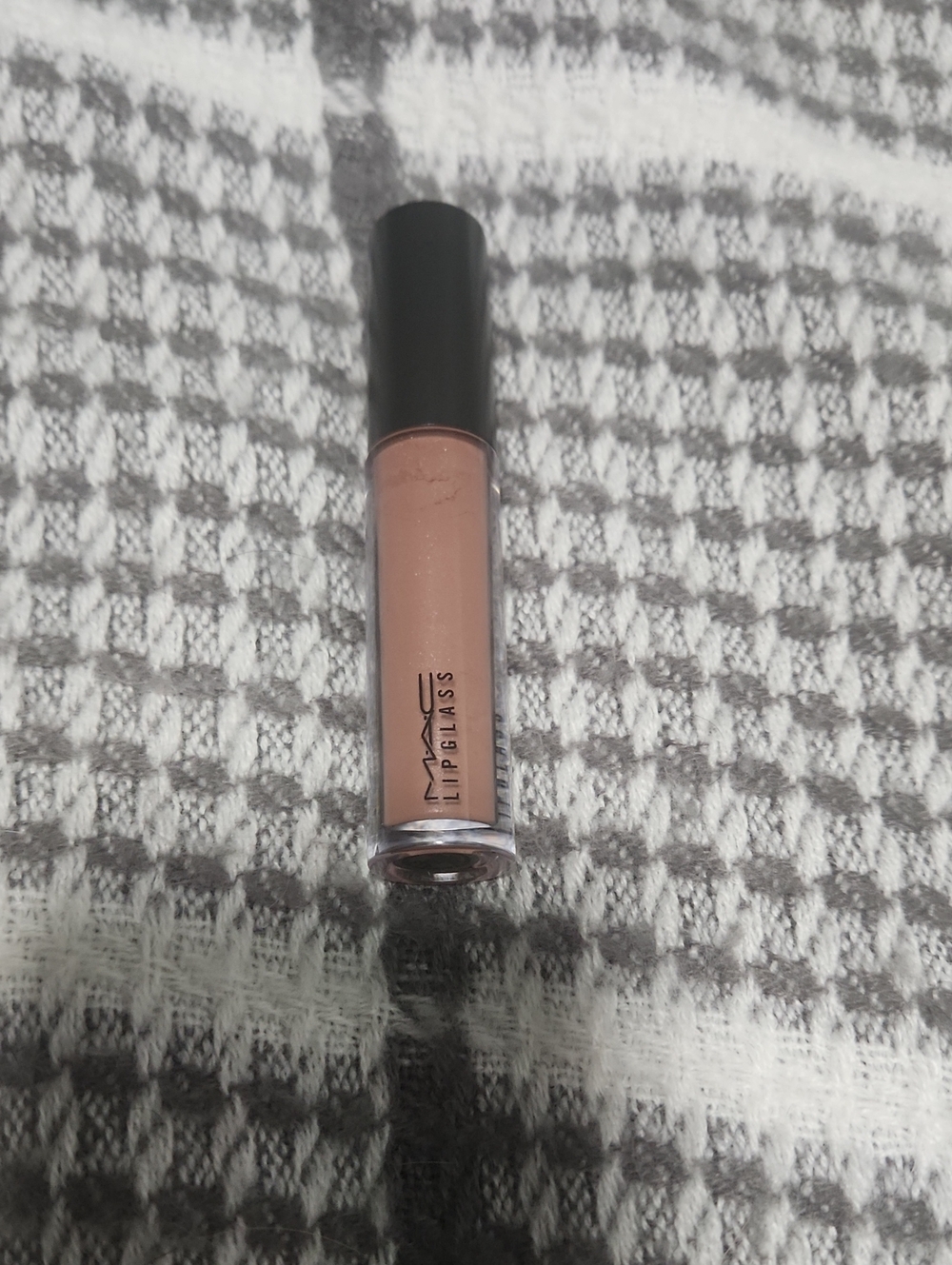 MAC Cosmetics Lipglass in Spite